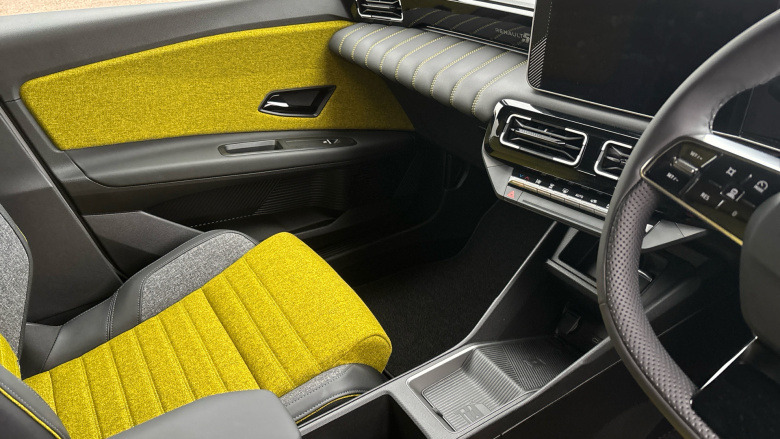 Renault 5 110kW Iconic Five Comfort Range 52kWh 5dr Auto Electric Hatchback